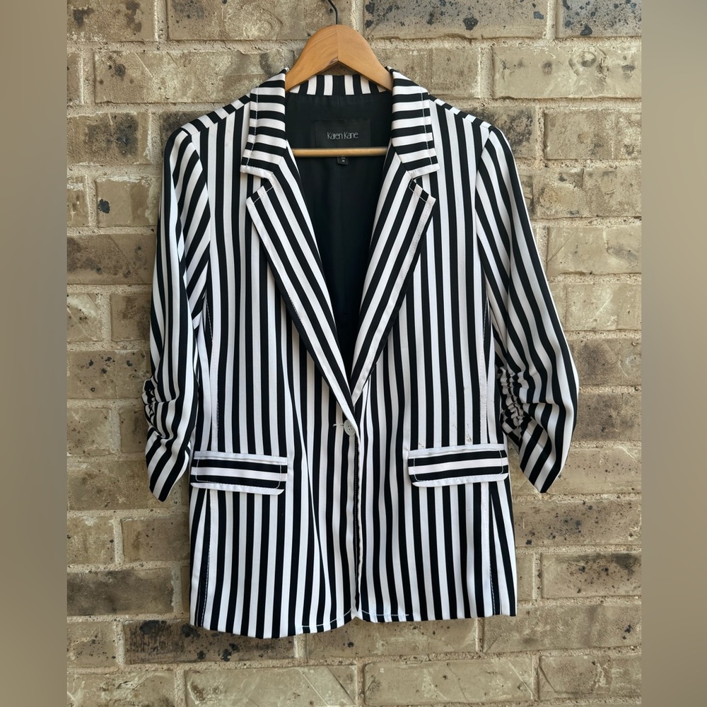 Karen Kane Black and White Striped Blazer Size Medium - Picture 2 of 8